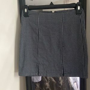 XS Aeropostale mini checkered skirt